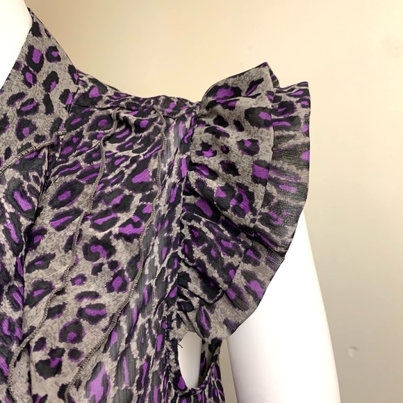 Animal print blouse by Miley Cyrus - Picture 4 of 5